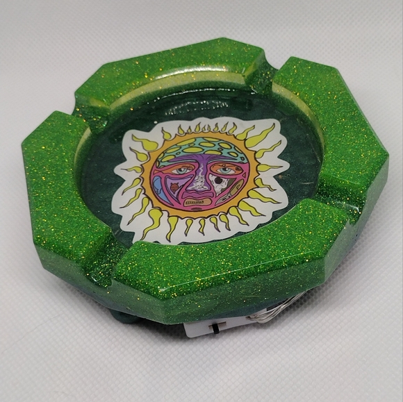 Light up ashtray - Picture 2 of 2